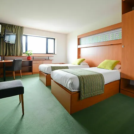 Porte Sud De Geneve ホテル 4*