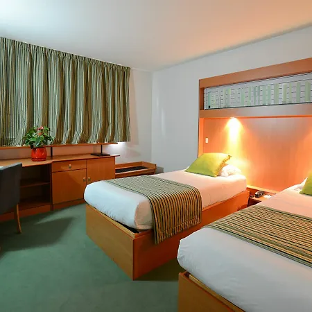 Hotel Porte Sud De Geneve 4*